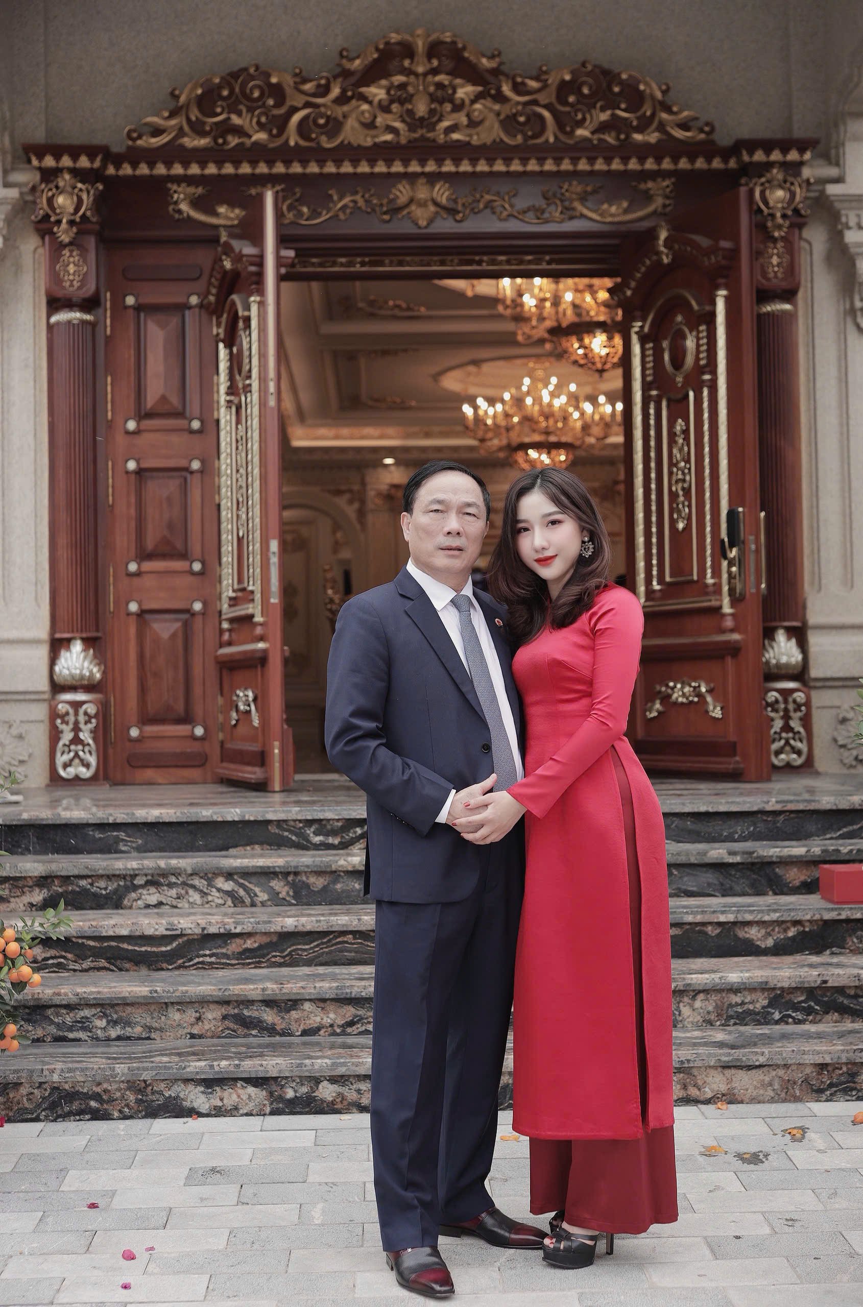 Con gái bầu Đệ: “Hai tháng tuổi, suýt chút nữa tôi trở thành trẻ mồ côi cha”